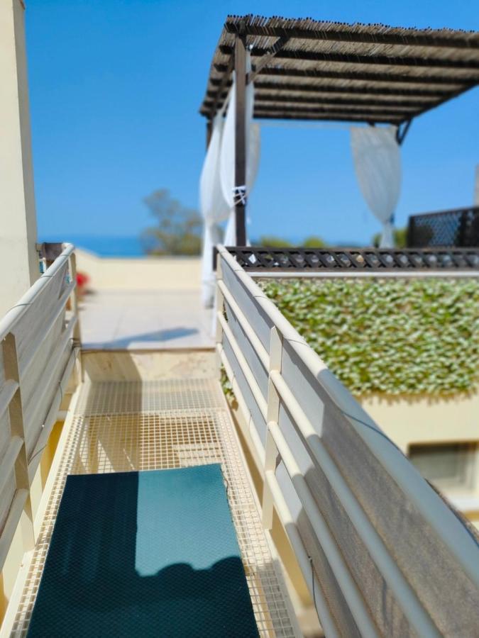 Sea Breeze - Home With A View Bouzaíika 外观 照片